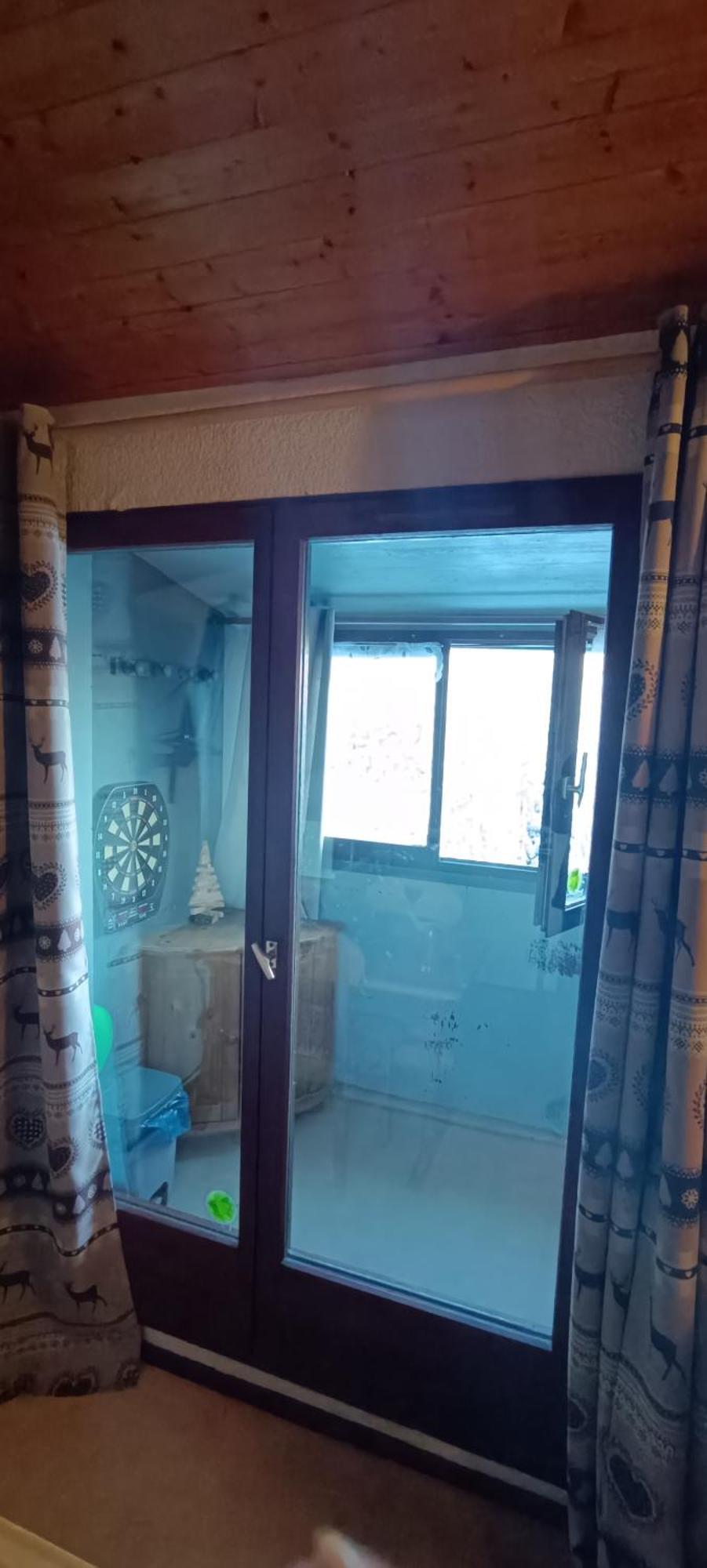 Appartement dernier étage au pied des pistes HIRMENTAZ Bellevaux Esterno foto